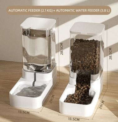 Hundefutterautomat mit Wasserspender