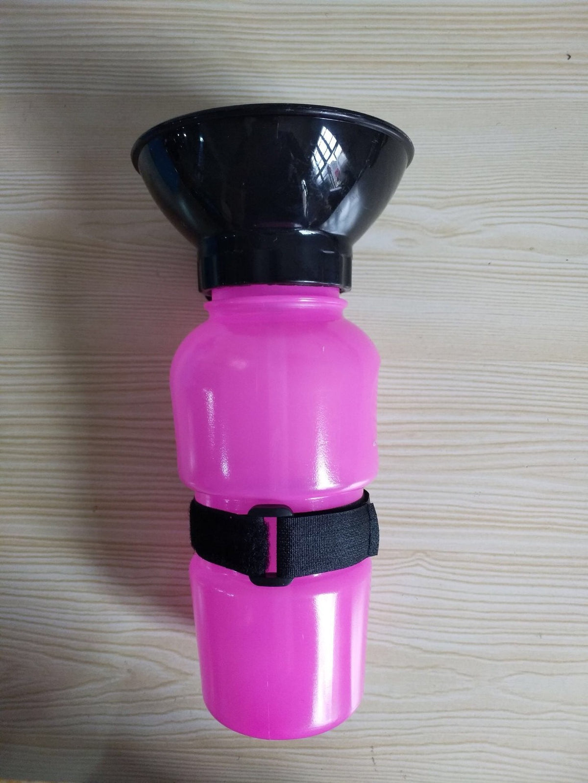 Tragbare Hund Wasserflasche mit Squeeze-Spender