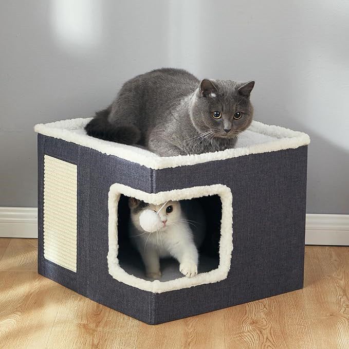 Faltbares Katzenhaus mit Kratzbrett und Ball